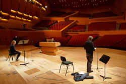 Lydia Teuscher, Hansjörg Albrecht und Stefan Hunstein proben für die PASSIONS-BILDER, Foto: Benedikt Feiten